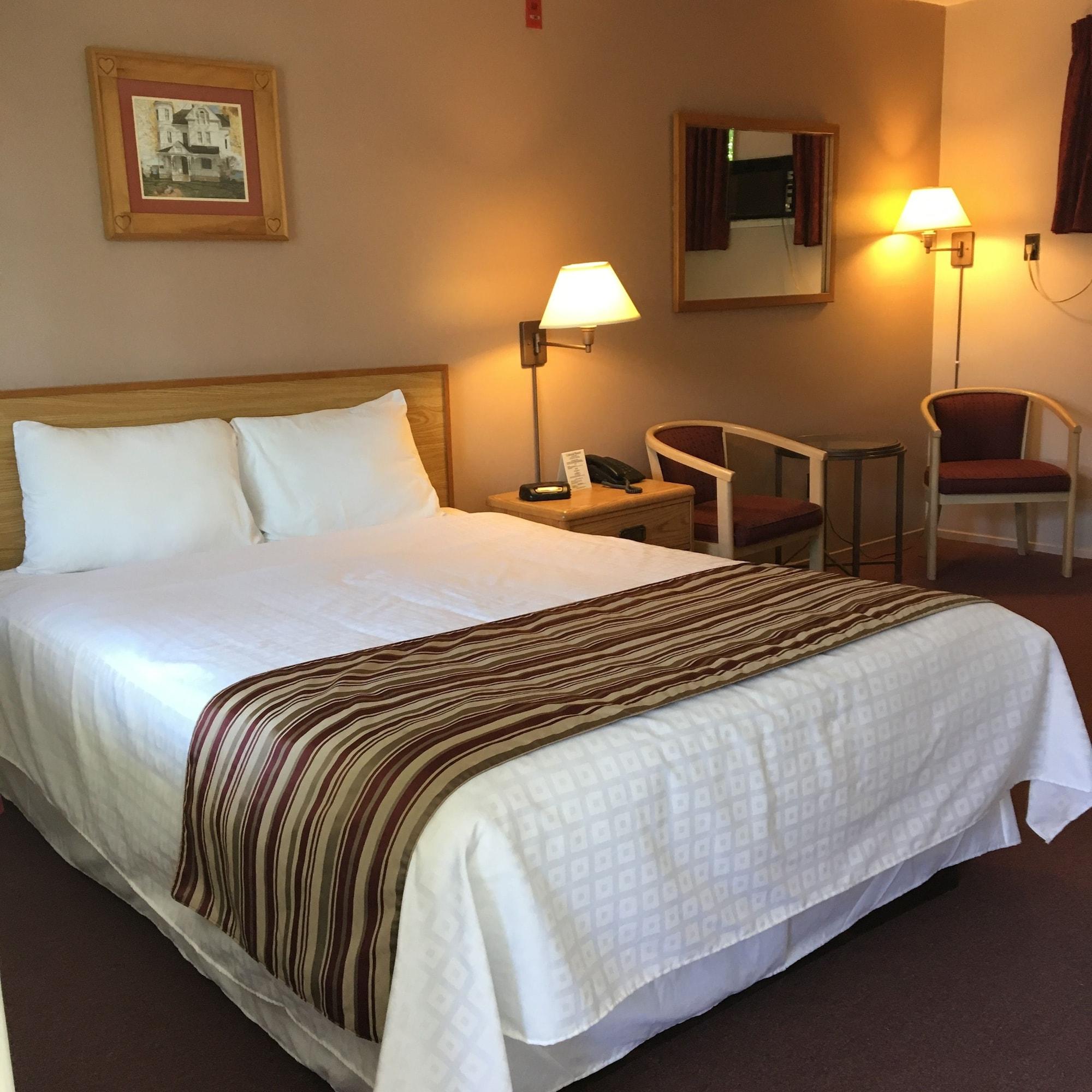 Hotel Colonial Resort-1000islands Gananoque