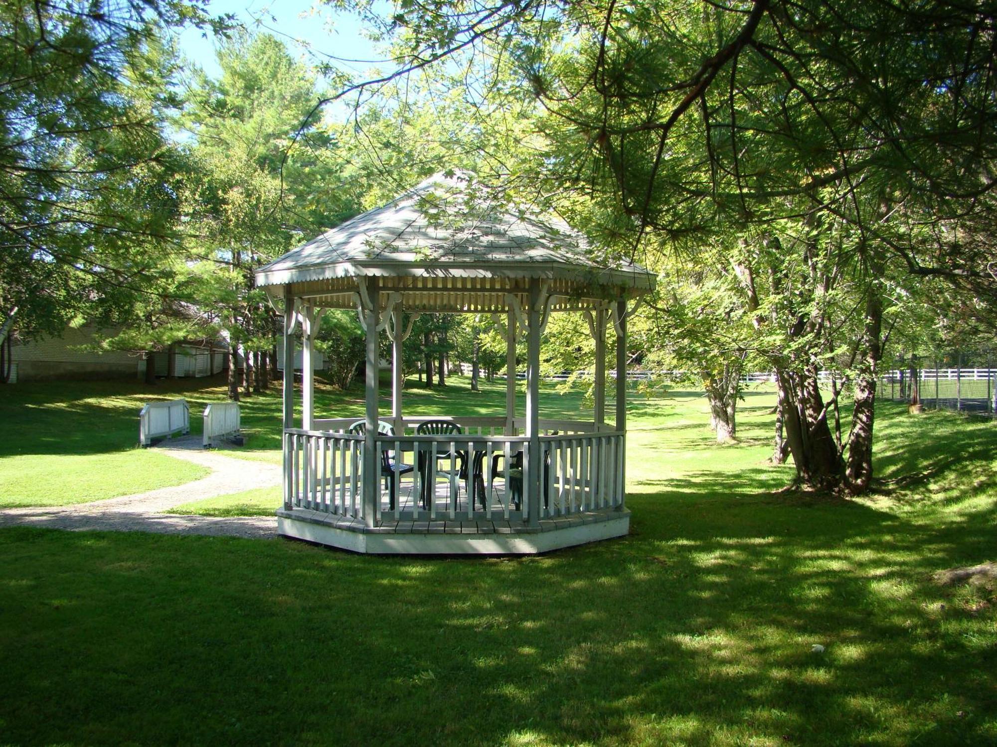 Colonial Resort-1000islands Hotel Gananoque