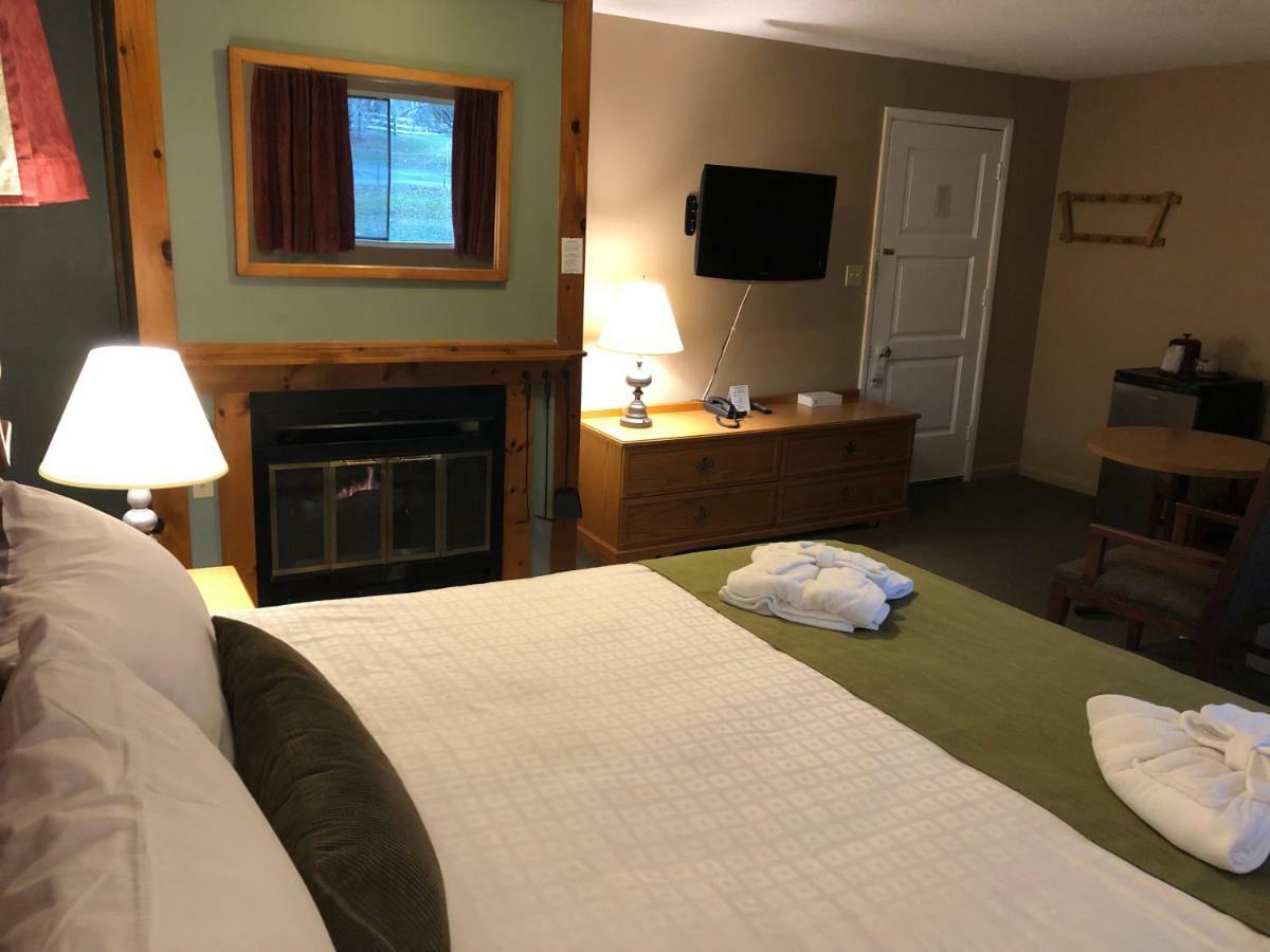 Colonial Resort-1000islands 3*
